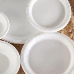Party Dimensions Round White Party Plastic Plates 9"
