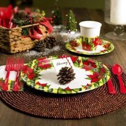 Hanna K Christmas Poinsettia Wreath Premium Heavyweight Dinner Paper Plates 7"
