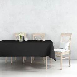 Nicole Fantini Collection Tablecloths & Placemats Disposable Plastic Premium Tablecloth Heavyweight Rectangle Black 54