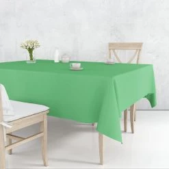 Party Dimensions Tablecover Plastic Green Rectangular 54'' X 108'' Tablecloths & Placemats