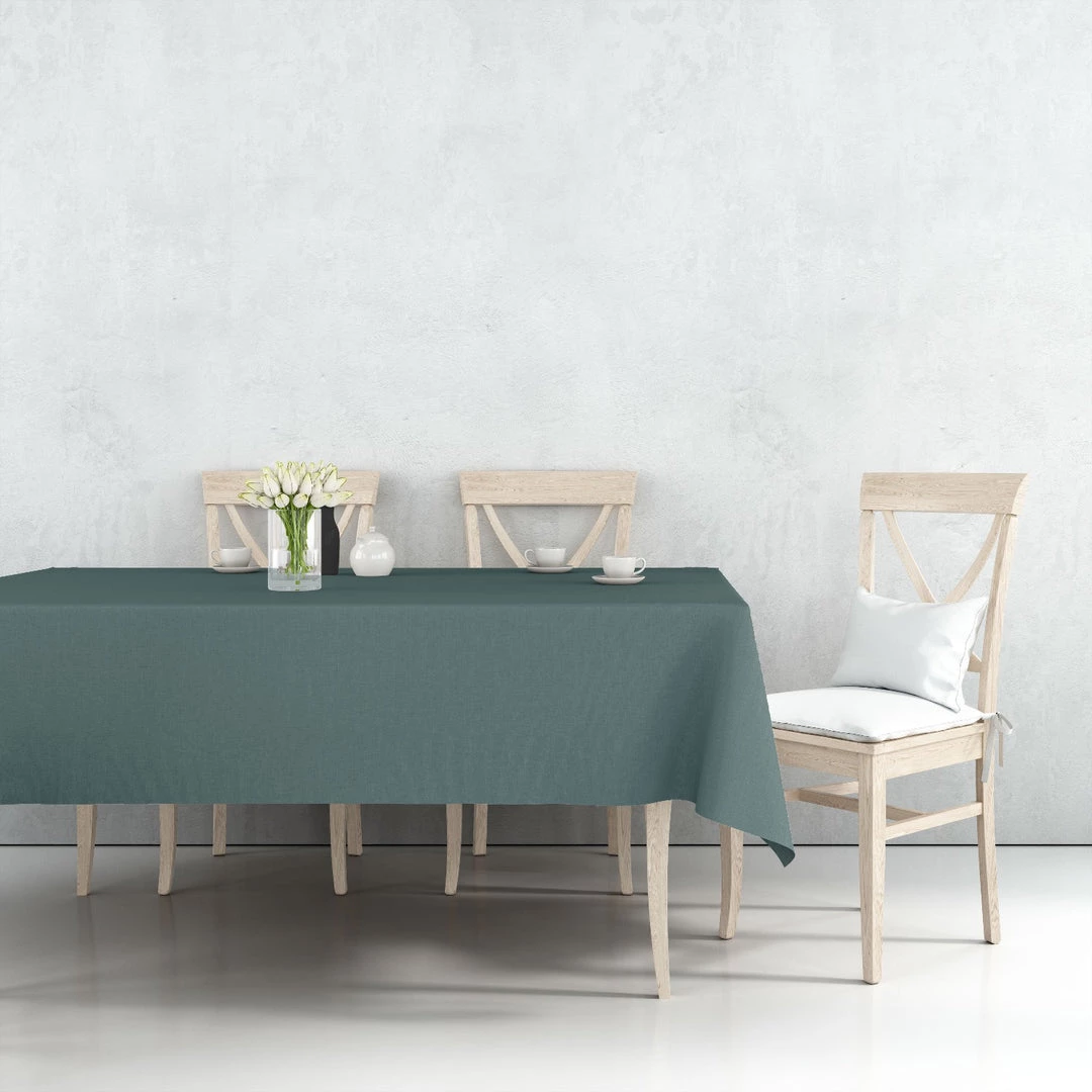 Nicole Fantini Collection Disposable Plastic Premium Tablecloth Heavyweight Rectangle Hunter Green 54" X 108" Tablecloths & Placemats 3 Nicole Fantini Collection Disposable Plastic Premium Tablecloth Heavyweight Rectangle Hunter Green 54" X 108" Tablecloths & Placemats